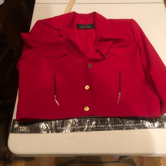 Ellen Tracy  size 14 vintage red jacket gold buttons and banded hem - Picture 3 of 11